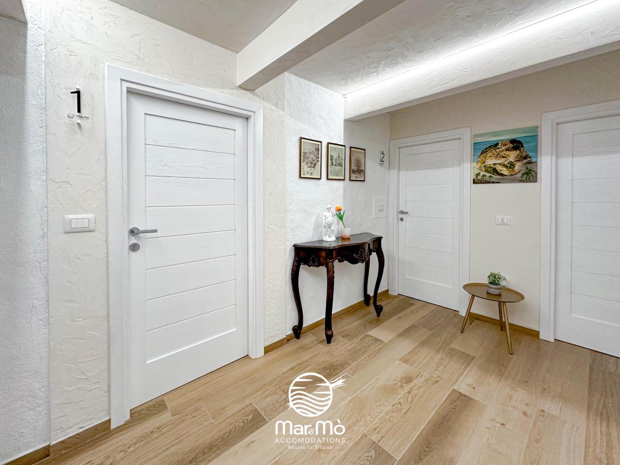 Maremo Accomodations - Rooms In Tropea Esterno foto