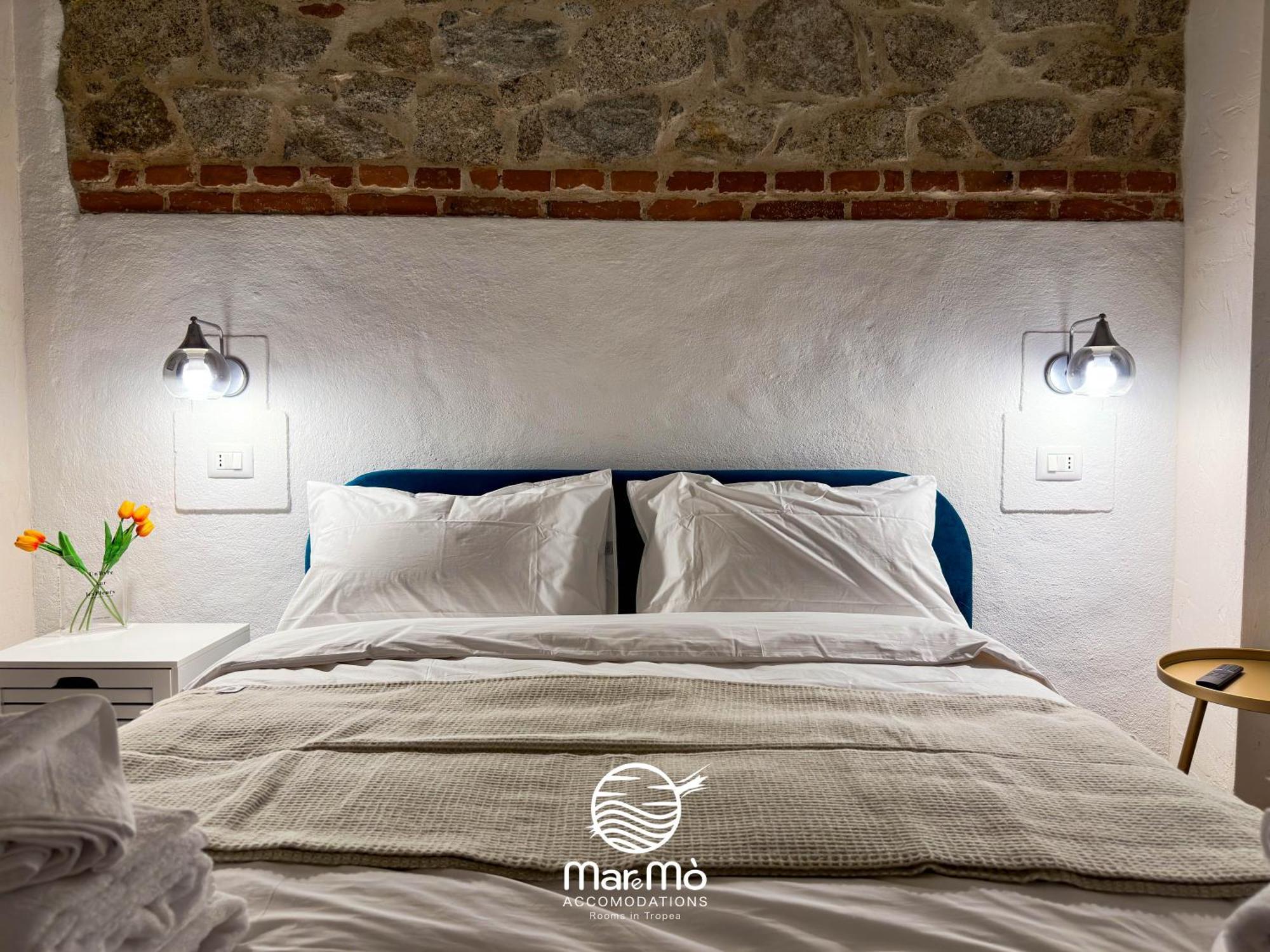 Maremo Accomodations - Rooms In Tropea Esterno foto