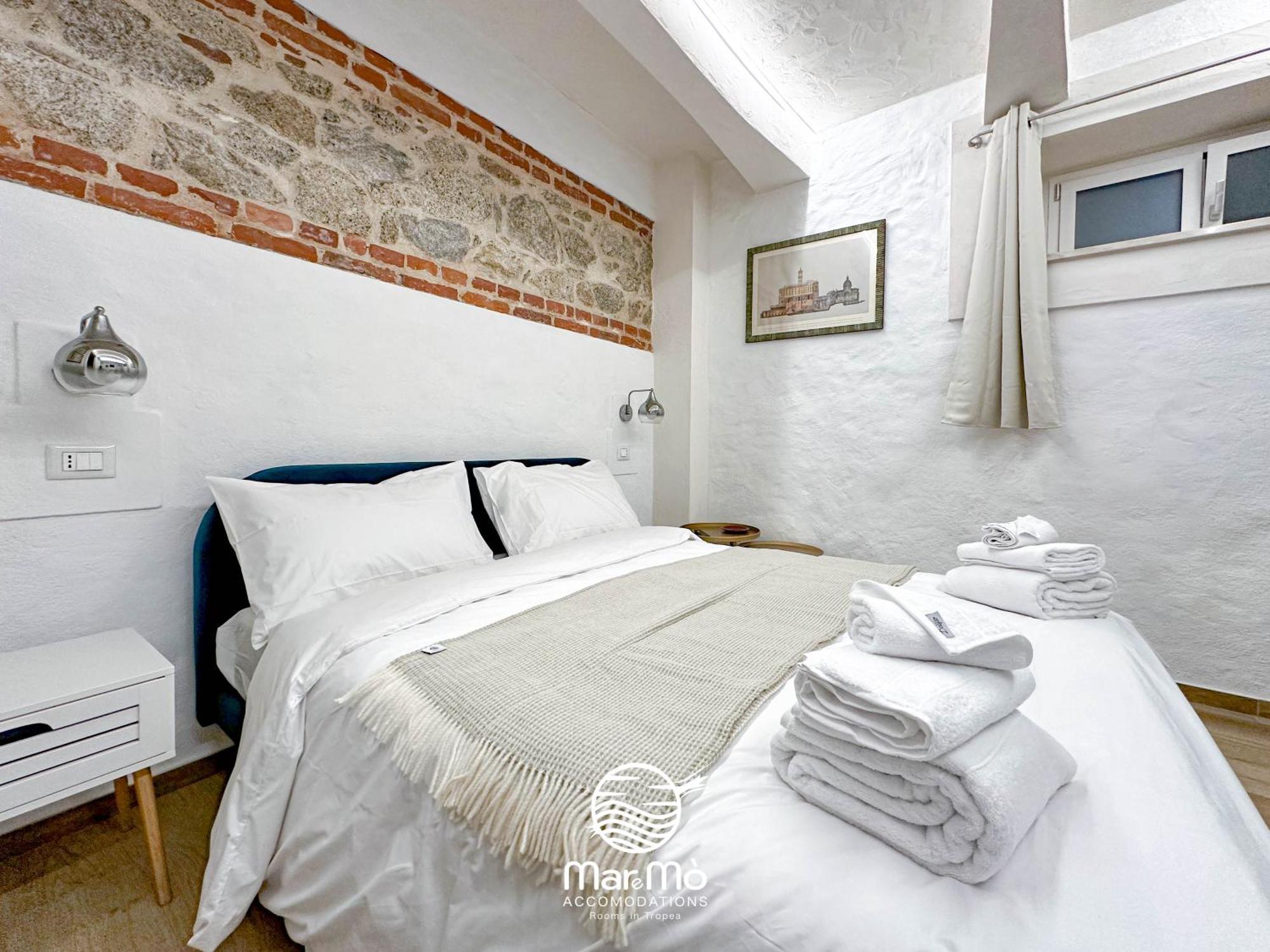 Maremo Accomodations - Rooms In Tropea Esterno foto