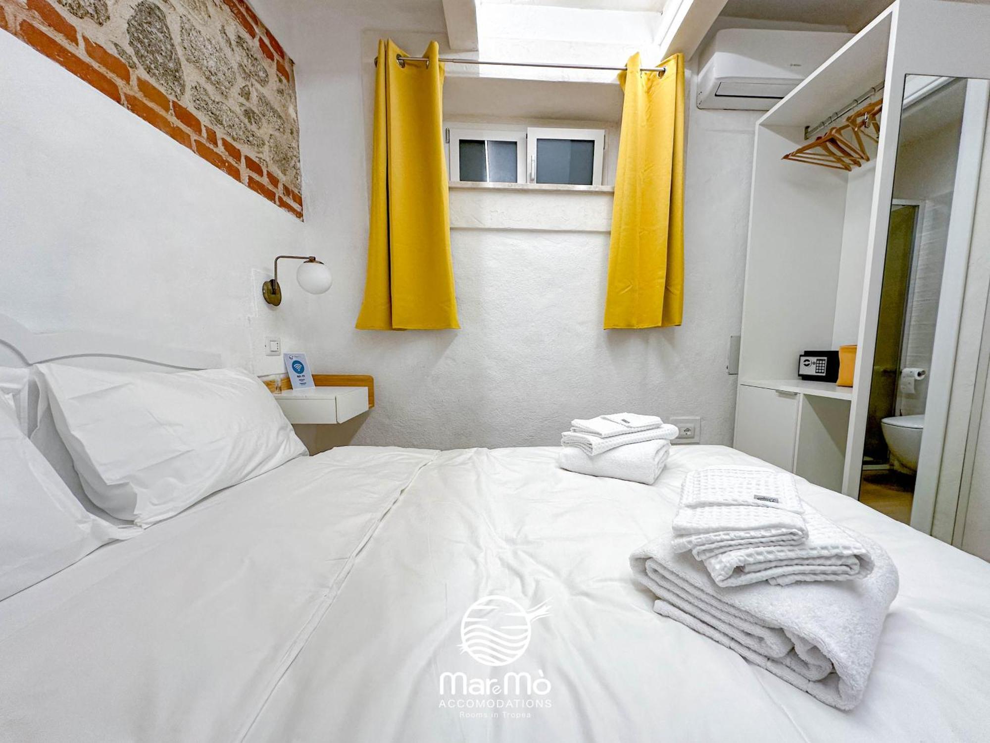 Maremo Accomodations - Rooms In Tropea Esterno foto