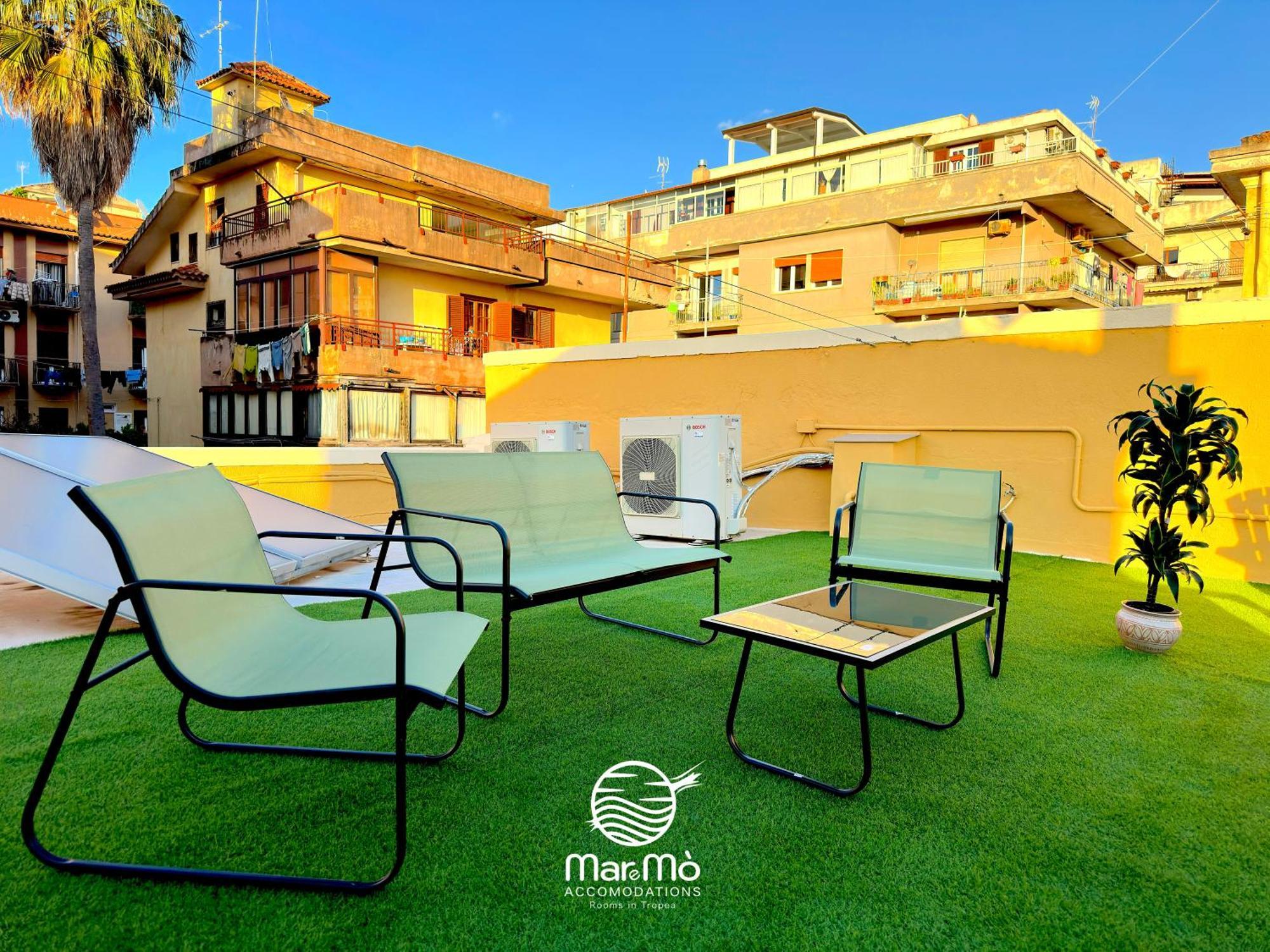 Maremo Accomodations - Rooms In Tropea Esterno foto
